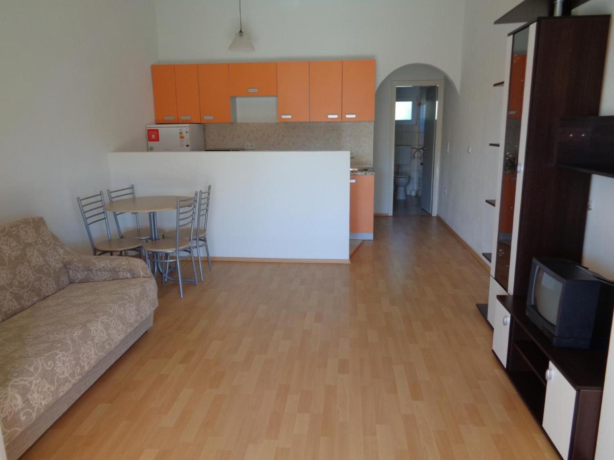 Apartman Kristo Vir Kültér fotó