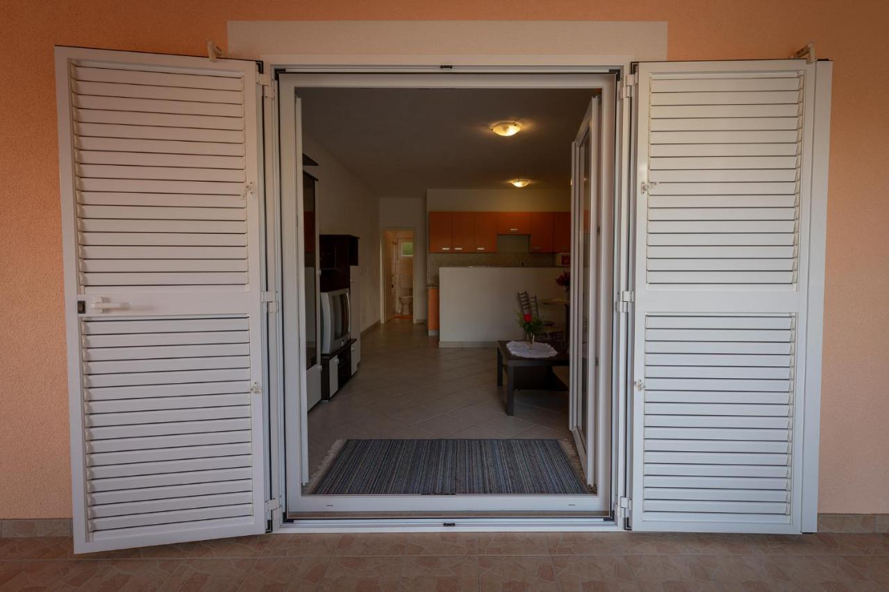 Apartman Kristo Vir Kültér fotó