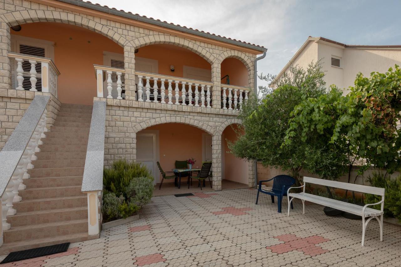 Apartman Kristo Vir Kültér fotó